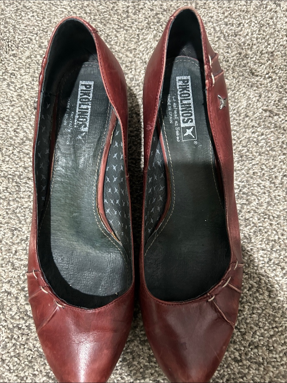 PIKOLINOS Women's Burgundy Leather Pointed-Toe Heels